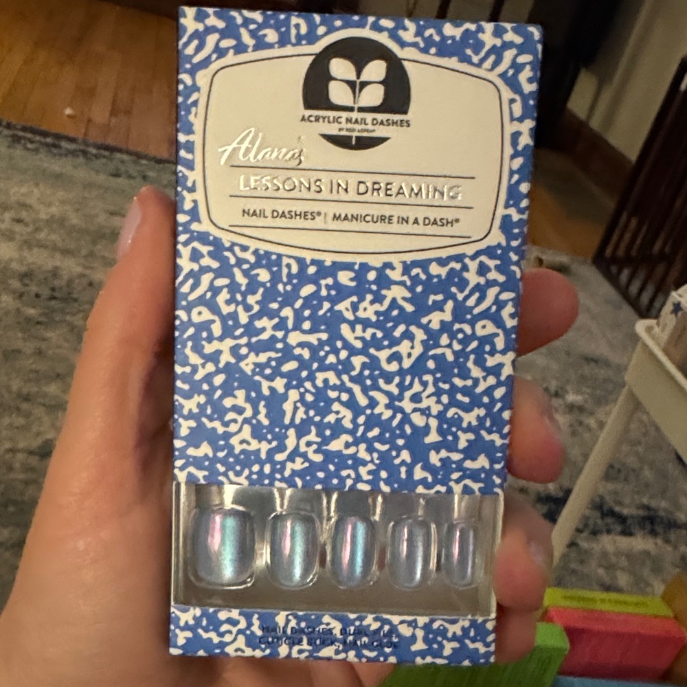 Red Aspen Acrylic Nail Dashes - Alana’s Lessons in Dreaming